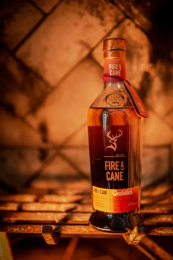 glenfiddichf-Fire-&-fane-700-ml-2 Glenfiddich Fire & Cane 700 ml
